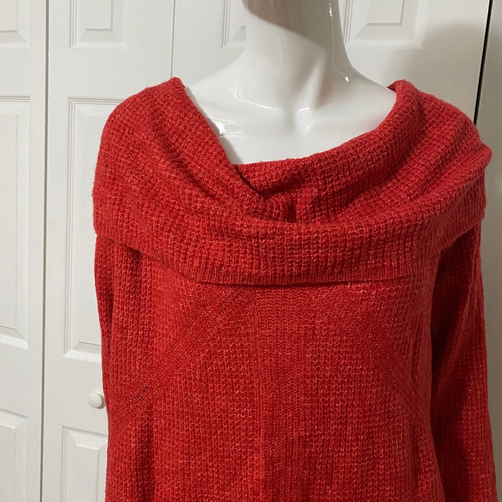 Sweater - Picture 2 of 2
